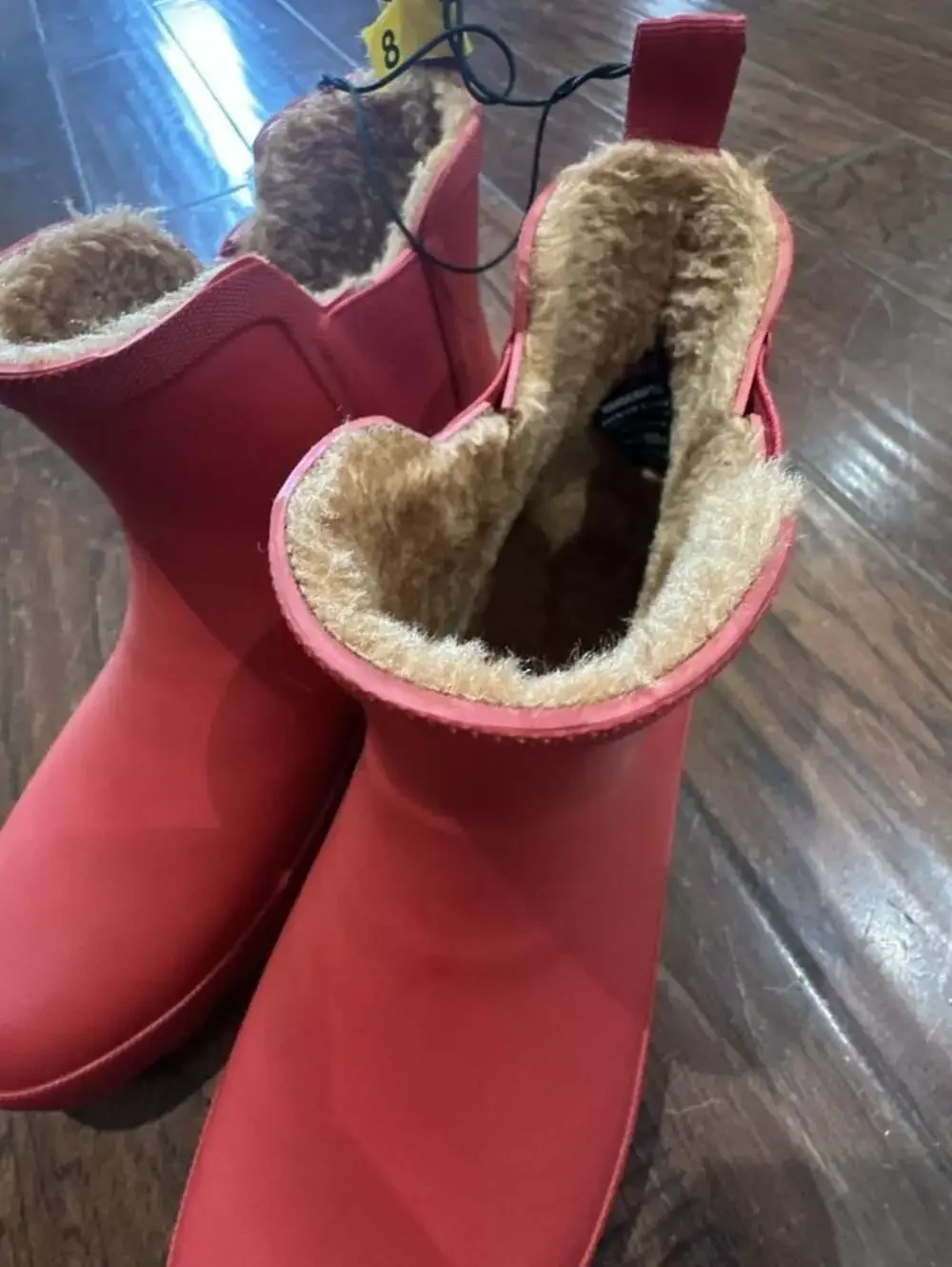 Chooka Red Faux Fur Lined Chelsea Rain Boots Size 8